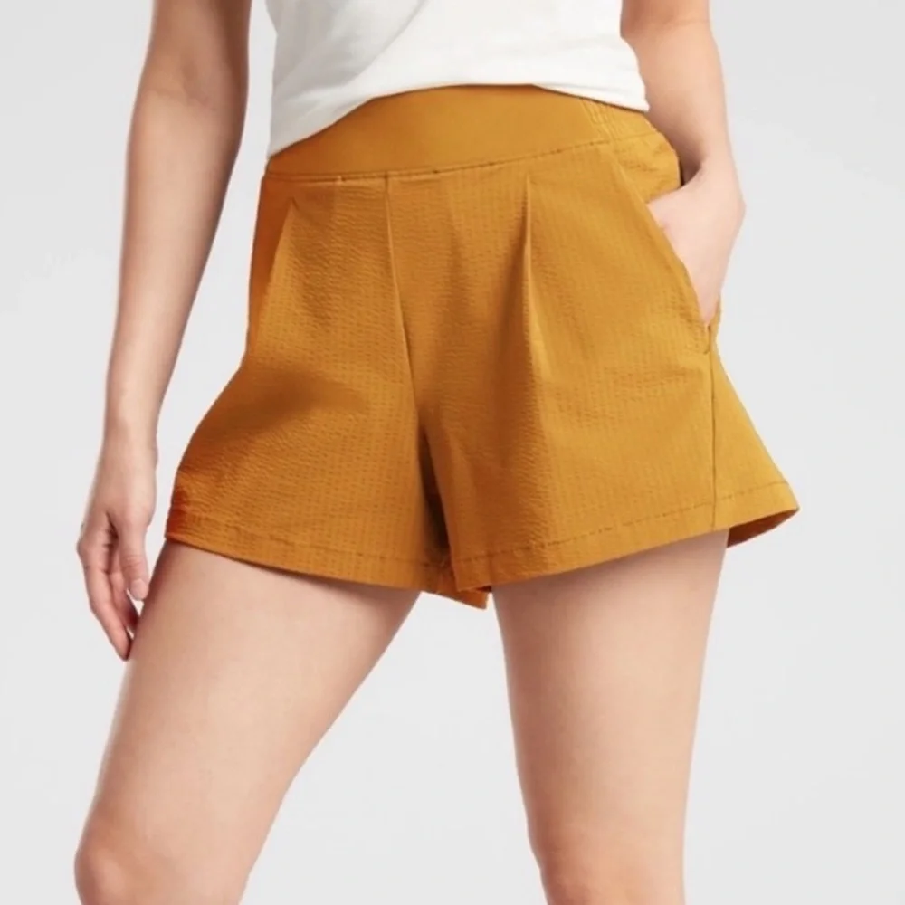 Athleta Textured Brooklyn Short Size 16 Gold Orange‎ Color